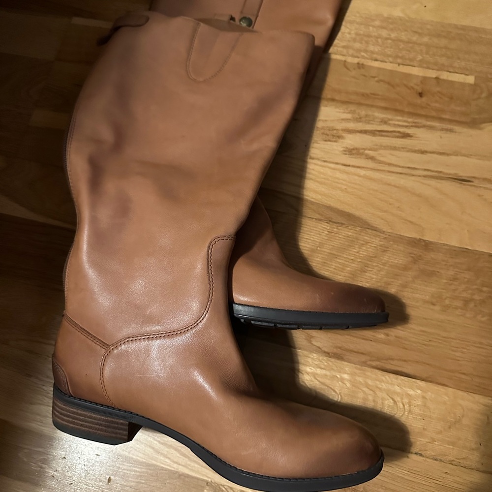 Sam  Edelman athletic fit style brand new boots Only tried on once. Wide calf.